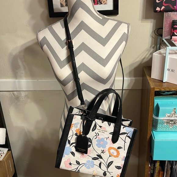Kate spade crossbody - Picture 2 of 7